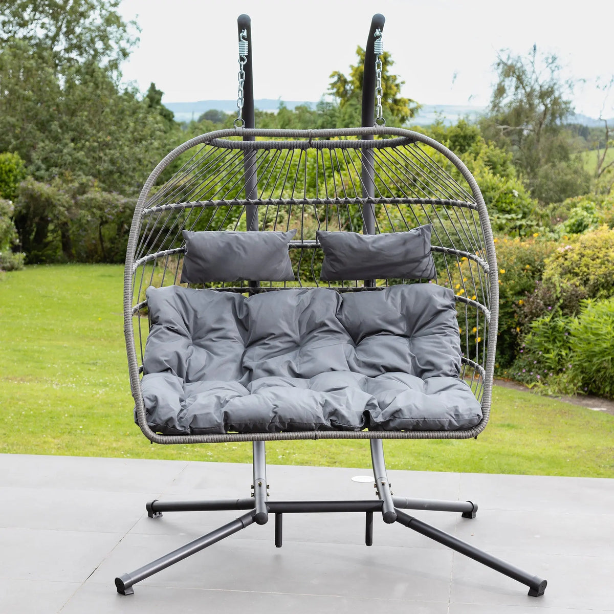 Fauteuil suspendu finition naturelle gris foncé et gris sur pied noir | Maldives My Store
