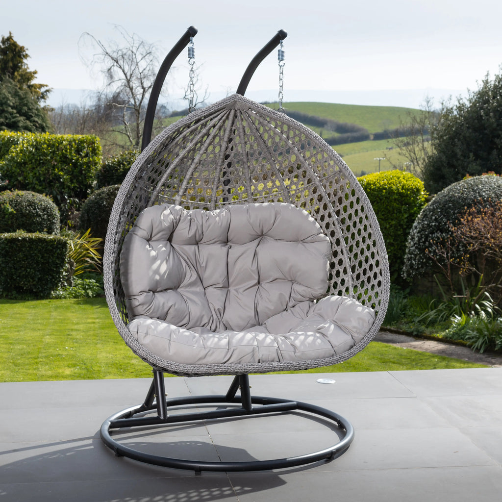 Fauteuil suspendu finition naturelle argent et gris sur pied noir | Bali My Store