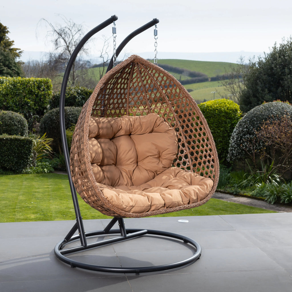 Fauteuil suspendu finition naturelle marron sur pied noir | Bali My Store