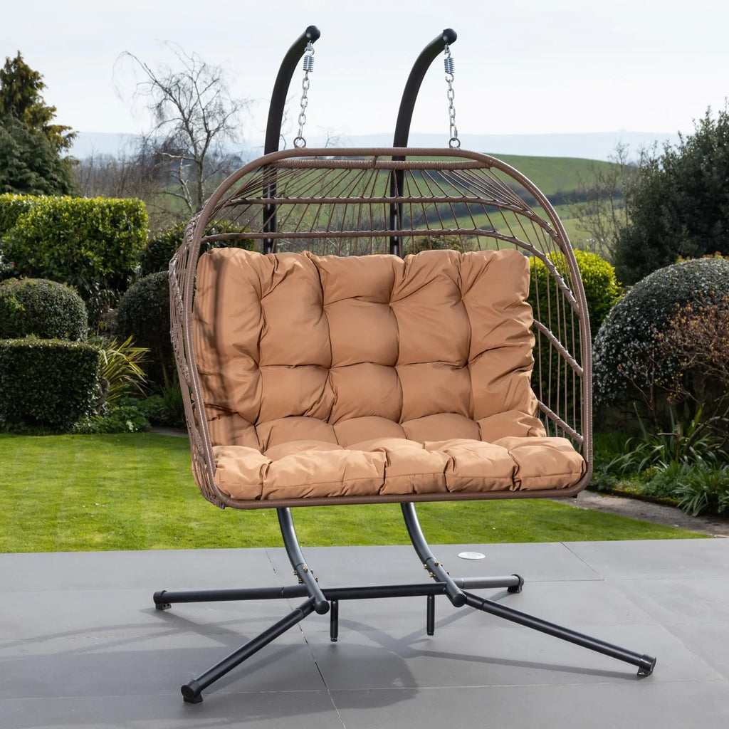 Fauteuil suspendu finition naturelle marron sur pied noir | Maldives My Store